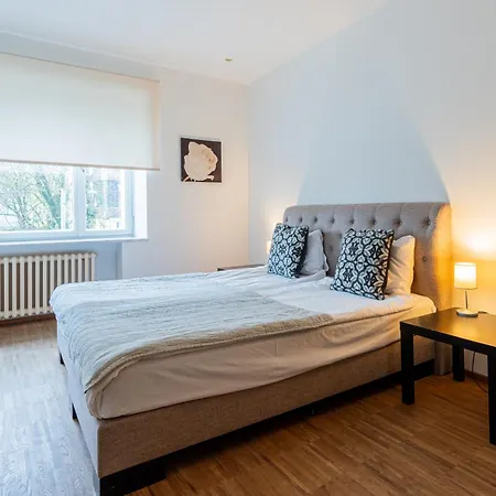 P32 - Boutique Center Apartment