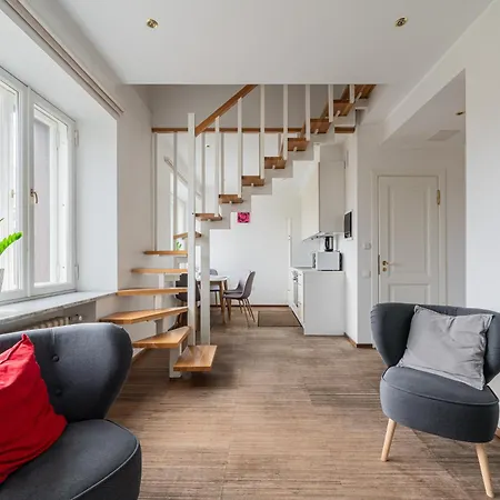 P32 - Boutique Center Apartment