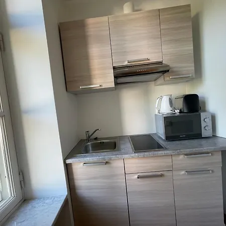 P32 - Boutique Center * تالين