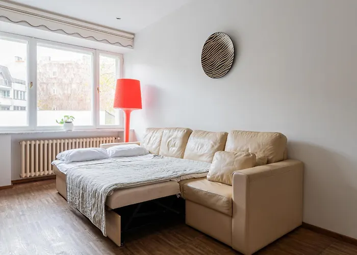 P32 - Boutique Center