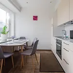 P32 - Boutique Center Tallinn